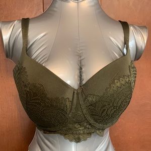 SALE!! So Free lined bra 32DDD